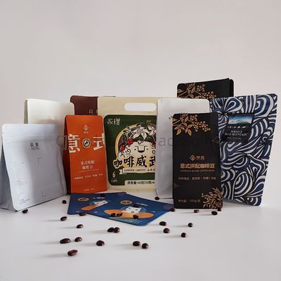 주문 Zipper Closure Printed Packing Bag with Die-cut Handle 3-5 Days Sample online manufacture